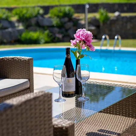 アパート Romantic Sky With Pool And Garden